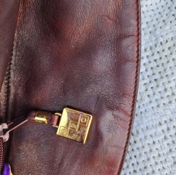 Vintage GBC Wine leather shoulderbag - Picture 9 of 15